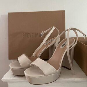 Steve Madden Platform Patent Sandals size 9